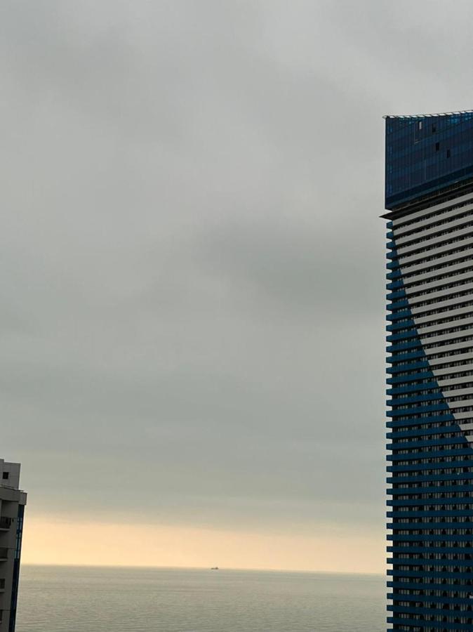 Apartament Delux Sea View บาทูมิ ภายนอก รูปภาพ