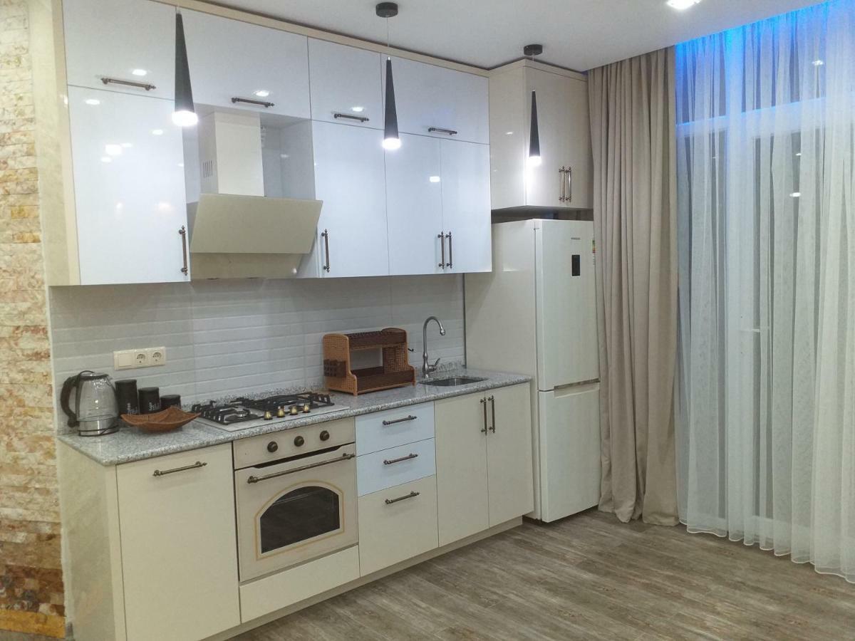 Apartament Delux Sea View บาทูมิ ภายนอก รูปภาพ